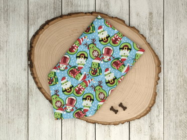 Over-The-Collar Dog Bandana (Print Design: Avocado Christmas, size: large)