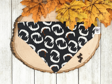 Over-The-Collar Dog Bandana (Print Design: Vampire Fang - Glow-in-the-Dark, size: small)