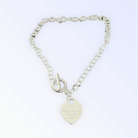 Return To Sniffany Heart Charm Necklace (size: medium)
