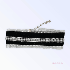 Black Velvet Lace Collar (size: medium)