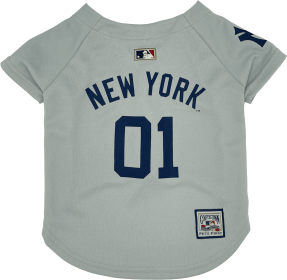 New York Yankees Throwback Jersey (size: XS)